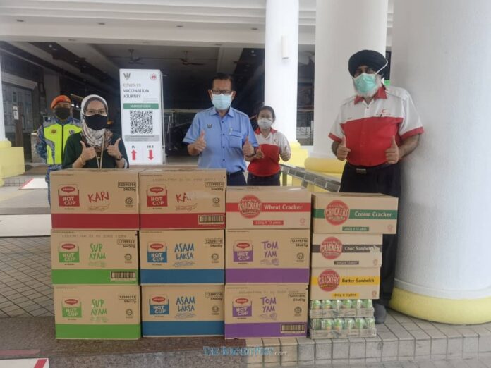 Lee: Vaccinated Mirians still need to comply with SOP