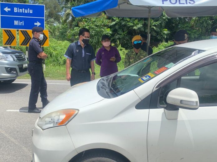 Lee: Abide by conditions for inter-district travel