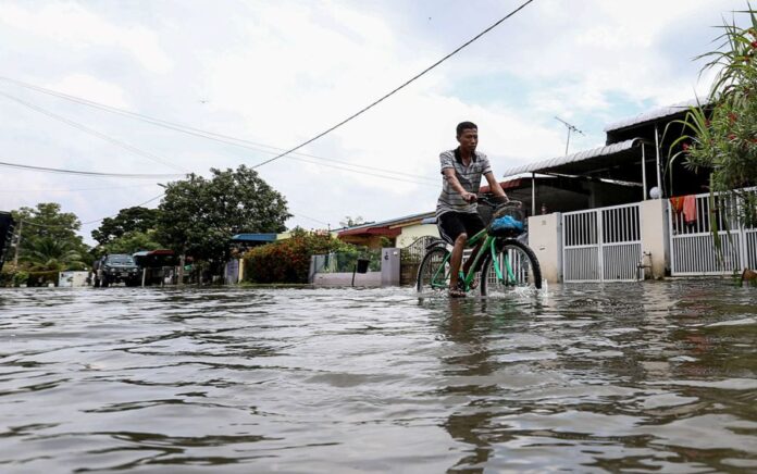 Water levels down but Penang exco says displaced families in Seberang Perai can’t go home yet