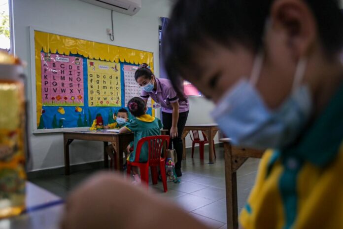 Sarawak minister says 98pc of teaching staff fully vaccinated against Covid-19
