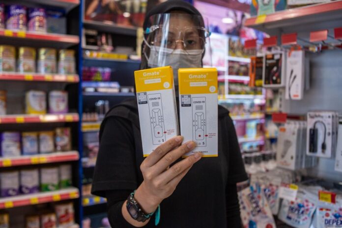 MySejahtera removes Pharma2u as recommended site for Covid-19 self-test kits, says to get them from pharmacies