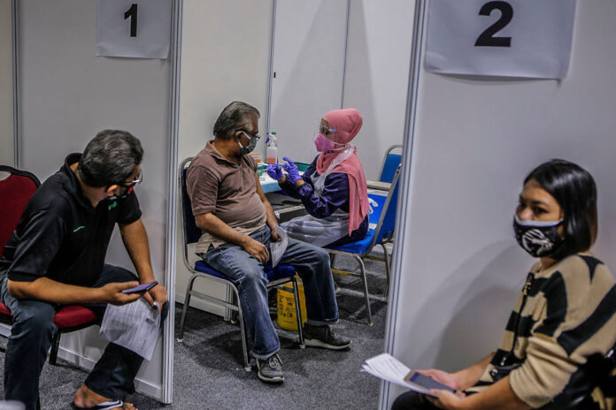 Dr Adham: 31.9pc of Malaysian population fully vaccinated