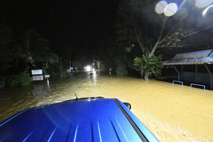 Number of flood evacuees rises in Perak; drops in Kedah