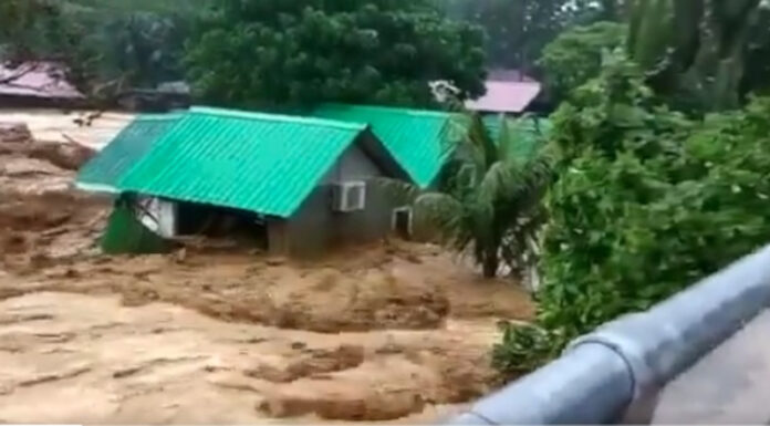In Kedah, floods wreak havoc in several areas in Yan