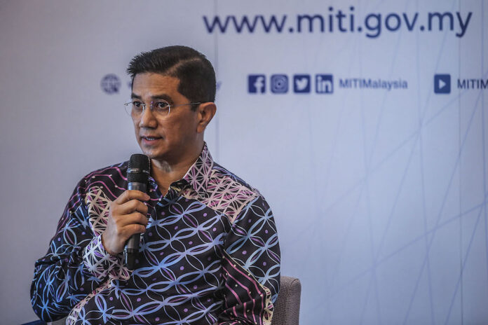 Azmin: Miti carries out planned steps to facilitate phased reopening of economy