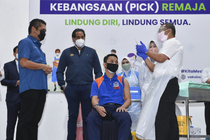 Khairy: Covid-19 vaccine supply sufficient for booster dose, adolescent immunisation programme