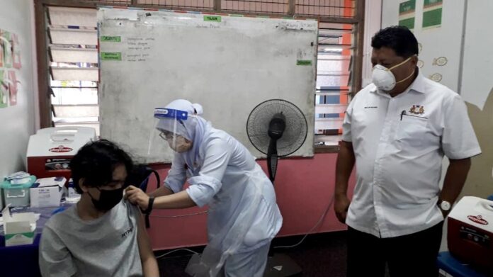 PICK for adolescents: 30.1pc of school students receive first vaccine dose
