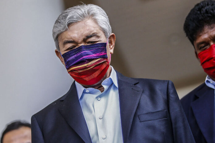 Zahid’s trial: Judge asks why businessman gave RM6m cheques to charitable foundation if meant as ‘political donation’