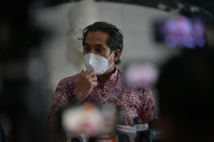 Khairy reminds Sarawakians that community compliance, individual responsibility key in fighting alarming Covid-19 situation