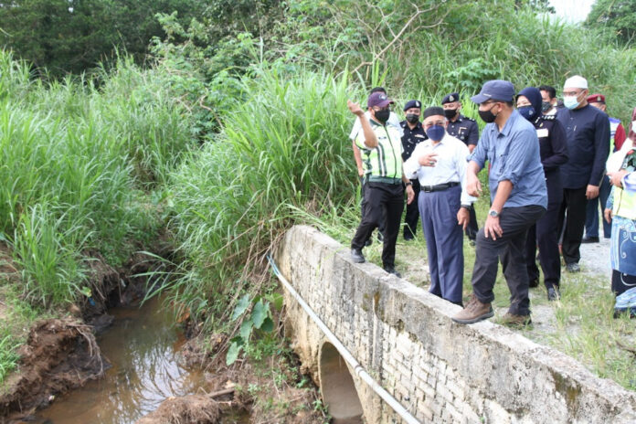 Environment and water minister vows to come down hard on polluters, following nine arrests in Johor chemical fume case