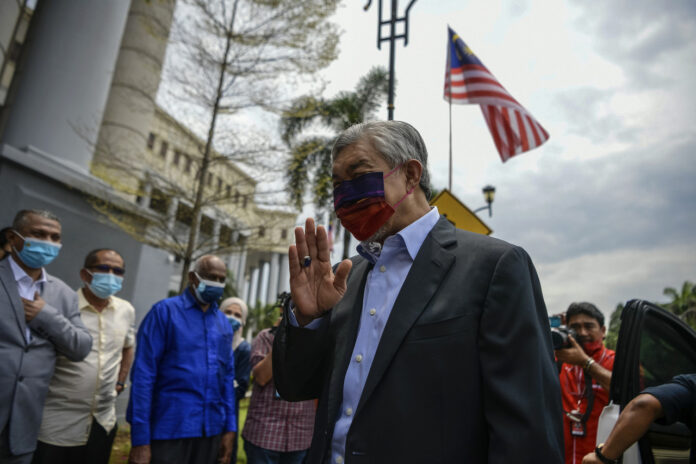 Lawyer blames Zahid’s ex-secretary for using charity’s funds to pay credit card bills with stamped signature on cheques
