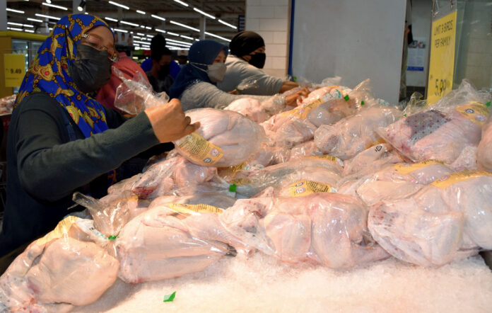 Finance Ministry to study best method to stabilise chicken prices