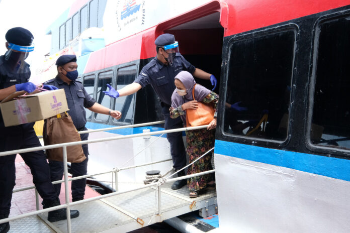 Kangar police to monitor SOP compliance of travellers to Langkawi