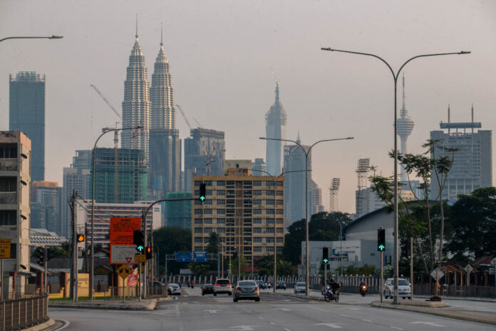 12MP: Carbon-neutral commitment to attract foreign investment, tackle climate change issues, says minister