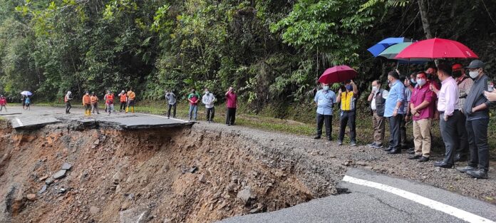 Three weeks to build alternative road