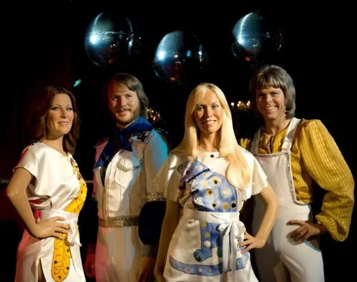 Money, money, money: ABBA return to UK singles chart