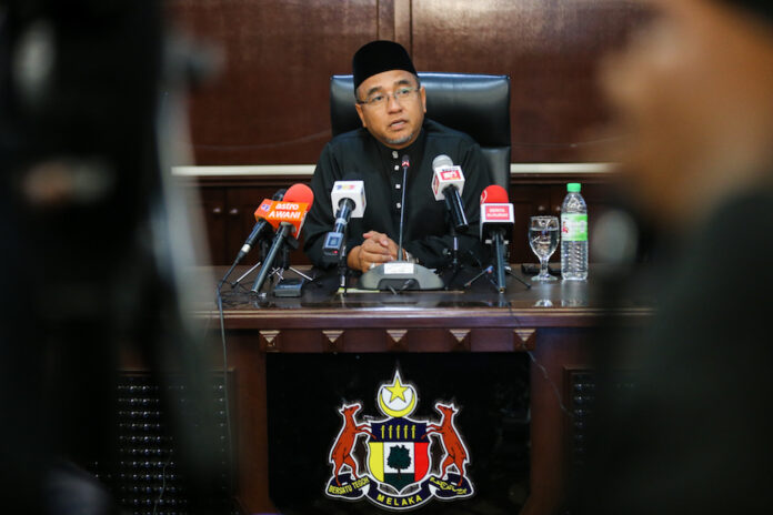 Adly Zahari takes over as Amanah vice president