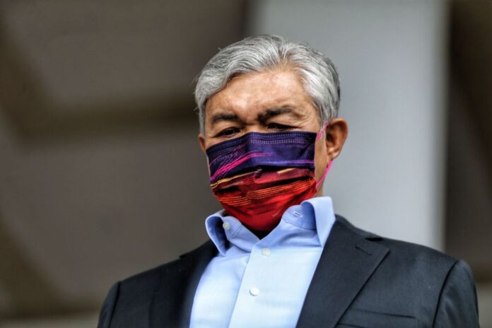 Zahid: Don’t blame BN for the downfall of Pakatan, Perikatan administrations