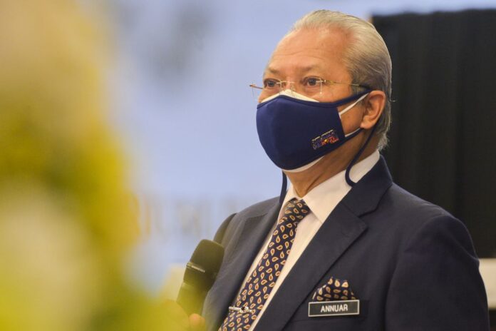 Annuar reminds all parties on importance of accurate information on NRP, endemic phase