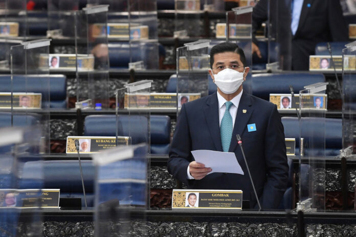Azmin: Foreign investment in Malaysia up to RM107.5b in H1 2021