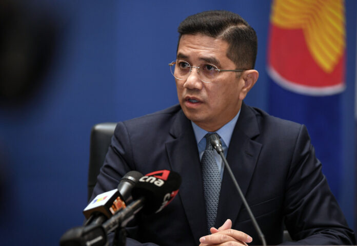 Azmin: Asean Economic Ministers, dialogue partners to step up Covid-19 recovery efforts