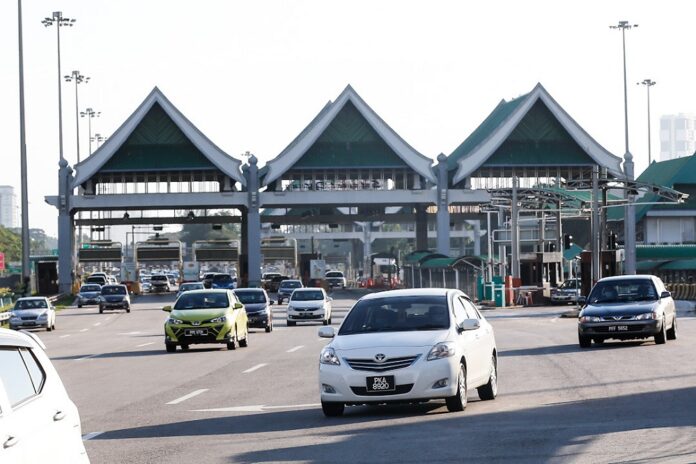 Hishammuddin: Interstate travel not part of trimmed SOP