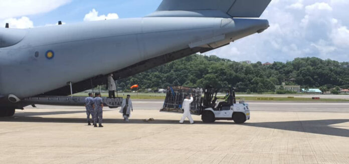Health Ministry sends oxygen cylinders, medicine to Sabah as Covid-19 cases rise