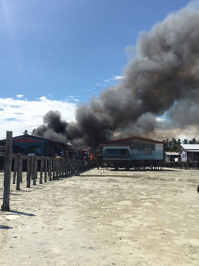 Old man killed, wife injured in house fire
