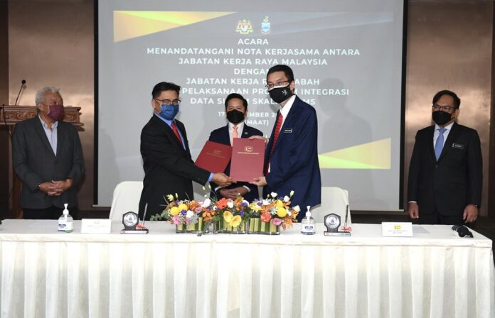 Public Works Dept signs MoU on data integration programme to monitor federal projects in Sabah