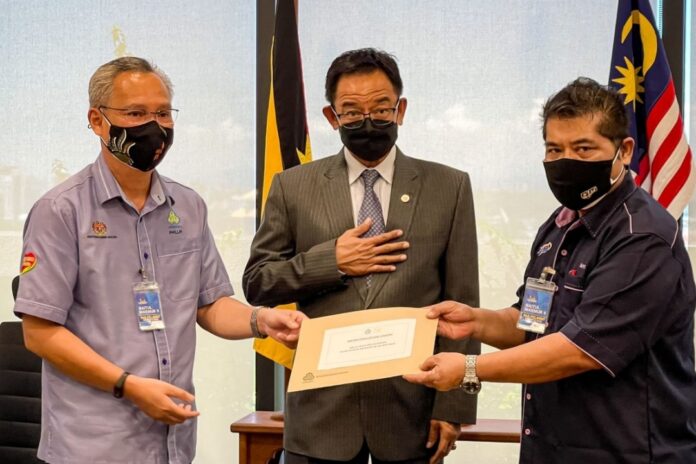 Family of late sape player Saufi receives Socso benefits