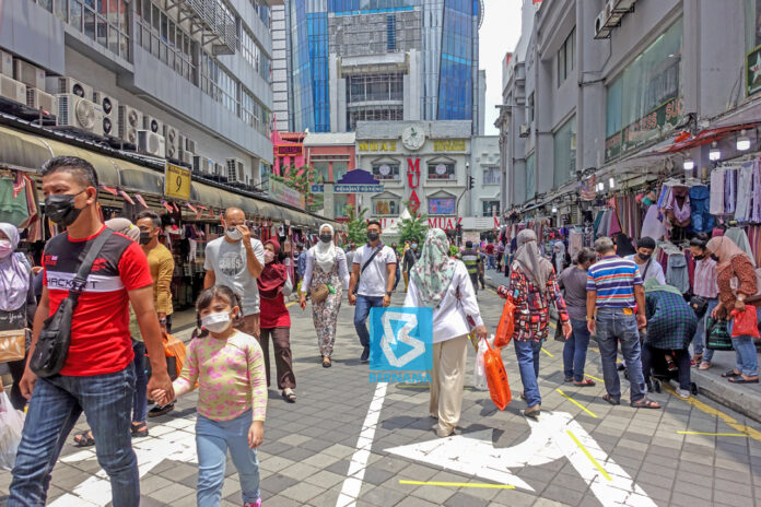 Academicians can contribute to nation’s economic building efforts – Tengku Zafrul