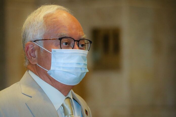 SRC suit: Najib ordered to file defence by Oct 11