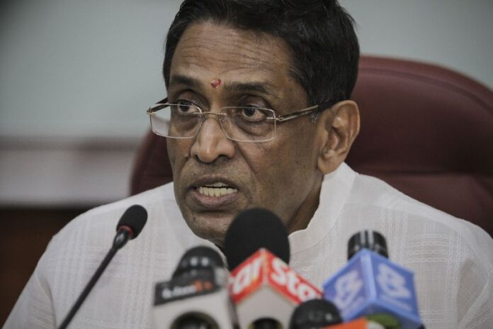 Contract doctors: Ex-health minister Dr Subramaniam claims he tried to fix root cause of problem but faced opposition from Higher Education Ministry