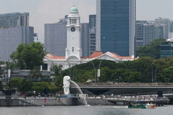 Singapore reports over 1,000 Covid-19 cases for second day