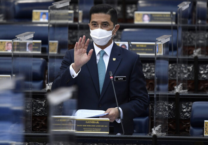 Govt offers incentives for electric vehicles – Azmin