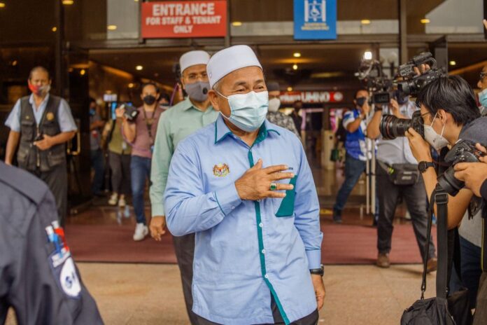 PAS calls on Perikatan, Muafakat partners to focus on capturing Opposition-held seats