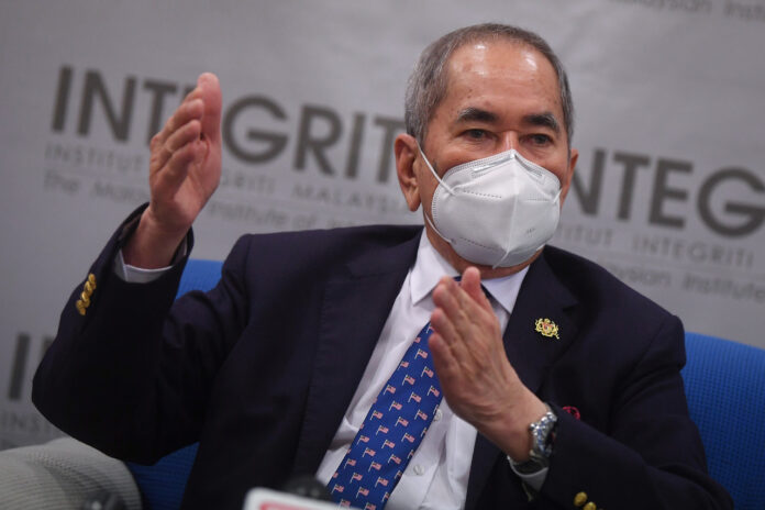 Ali may still win the Sarawak polls if not split votes, says Wan Junaidi