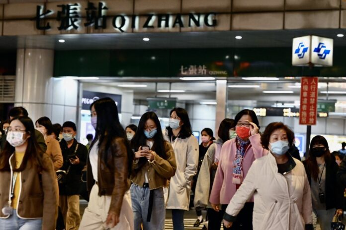 Strong quake hits off Taiwan's eastern coast