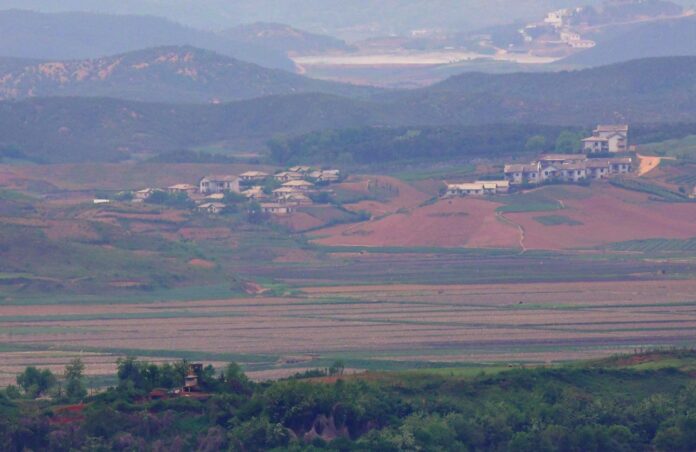Person spotted crossing DMZ likely previous defector from North Korea, says South