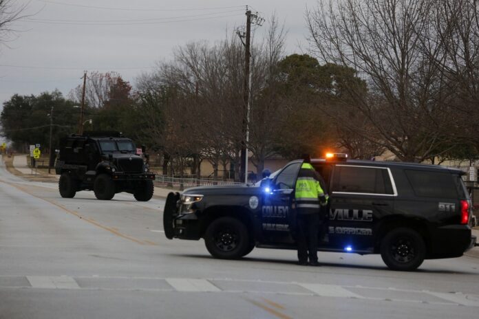 Texas synagogue hostages had offered their captor tea