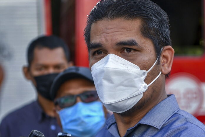 Education minister: Textbooks damaged in floods to be replaced for free