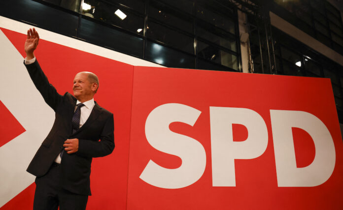 Borders must not be moved by force, Germany's Scholz says