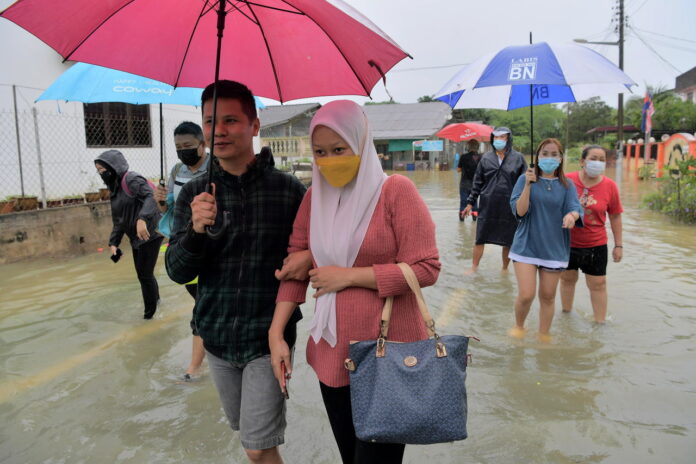 Central Brigade General Operations Force to assist in flood operations in Segamat from Jan 3