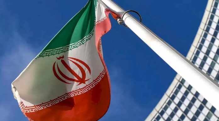 Negotiators head home as Iran talks hit critical stage