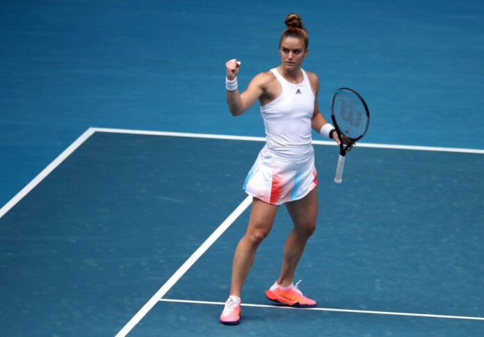 Fifth seed Sakkari battles through at Australian Open