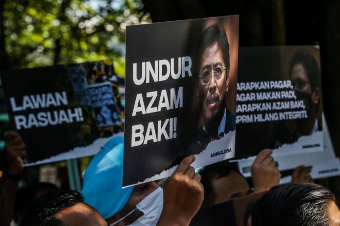Police to reroute six KL roads ahead of #TangkapAzamBaki rally tomorrow