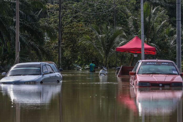 PM announces special Parliamentary sitting on Jan 20 to debate floods, post-flood aid and management issues