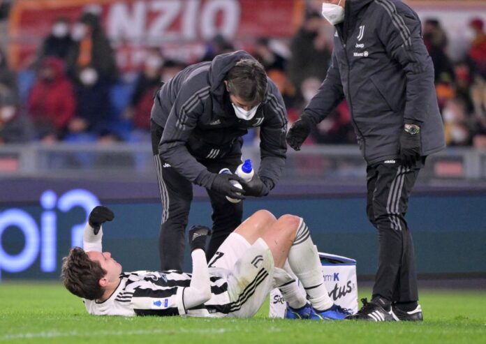 Chiesa out for seven months after 'perfect' knee operation