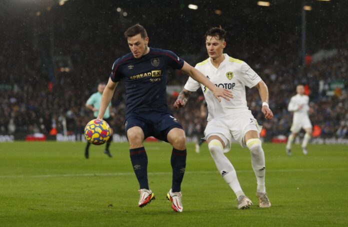 Report: Burnley striker Wood set for Newcastle medical