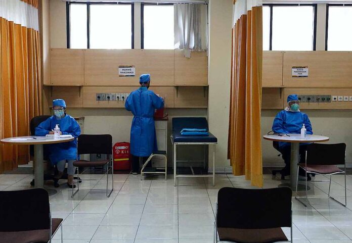 Indonesia to give booster shots to public from Jan 12 as Omicron spreads